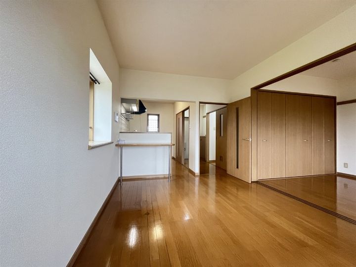 静岡県浜松市中央区中里町(マンション)の賃貸物件の居間