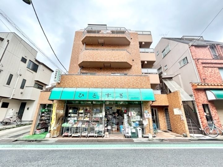 一杉マンション(粕谷3)の外観