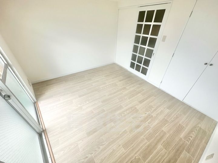 一杉マンション(粕谷3)の居間