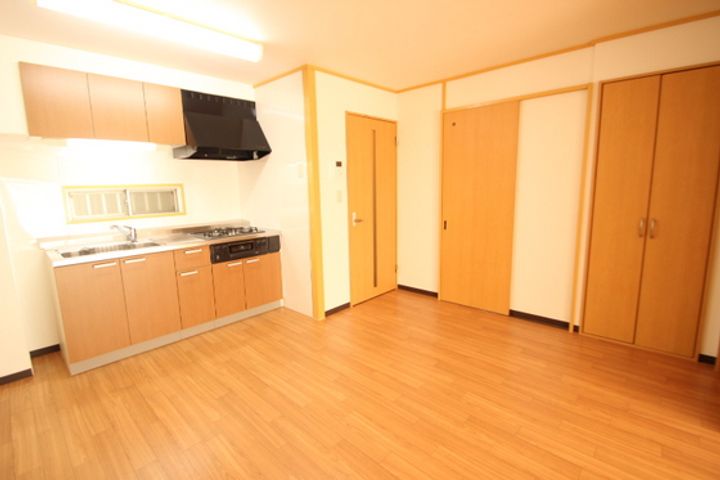 本逕寺ビルの居間