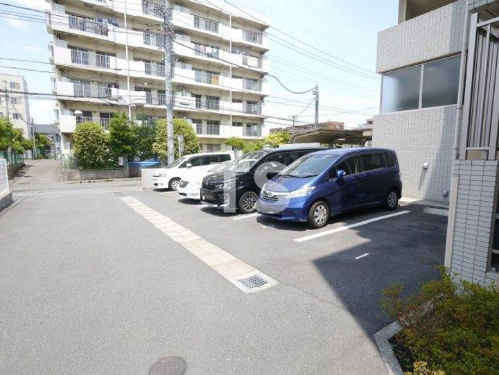 神奈川県横浜市港北区新吉田東8(マンション)の賃貸物件の地図