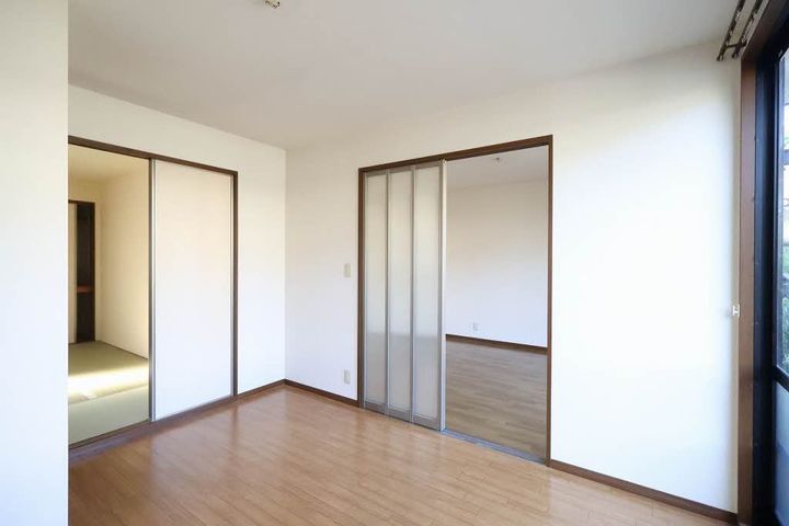 アンシャンテ戸坂の内装