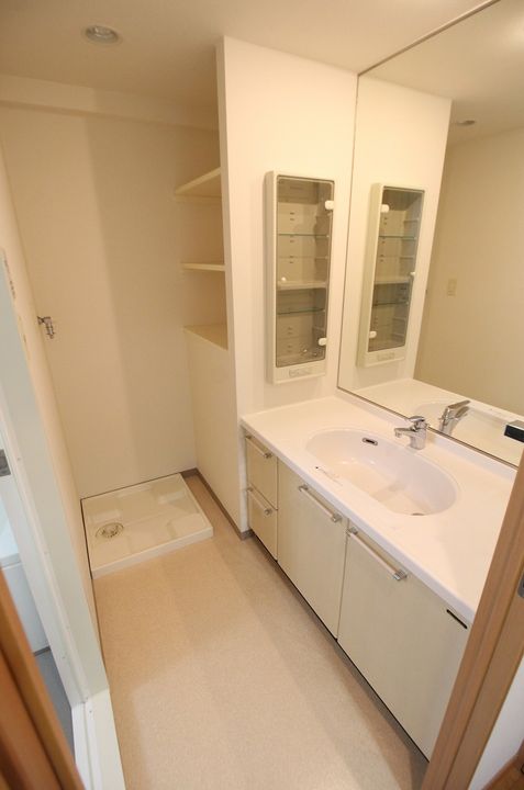 PARK MIRACOSTA(パーク ミラコスタ)の内装