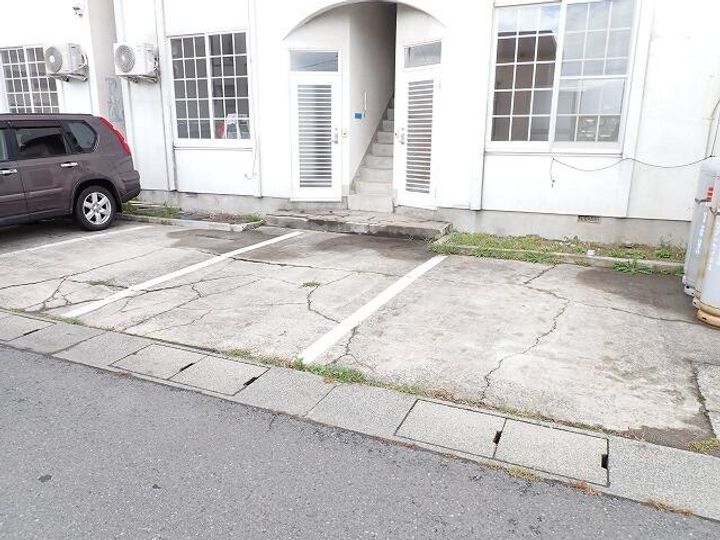 壱番館Bの地図