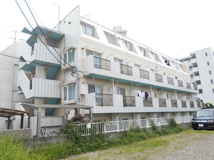 サンパレス宮町の外観