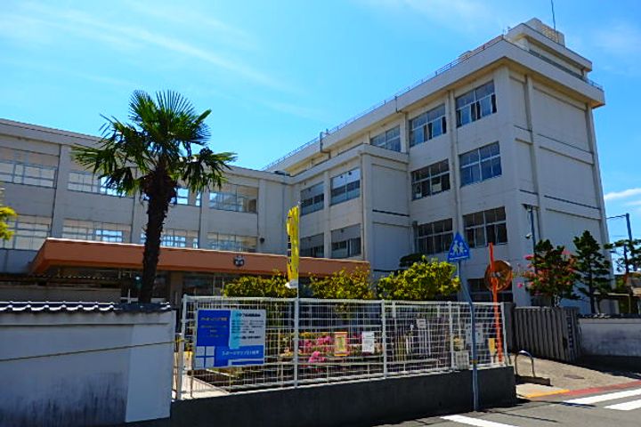 兵庫県姫路市楠町(一戸建)の賃貸物件の周辺