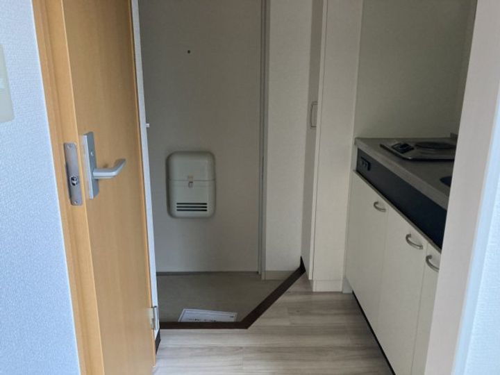 大阪府高槻市北園町(マンション)の賃貸物件の玄関