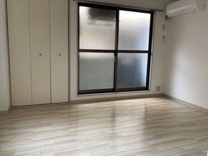 大阪府高槻市北園町(マンション)の賃貸物件の居間