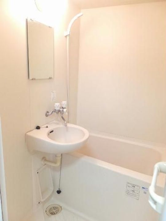 レオパレスARKの風呂