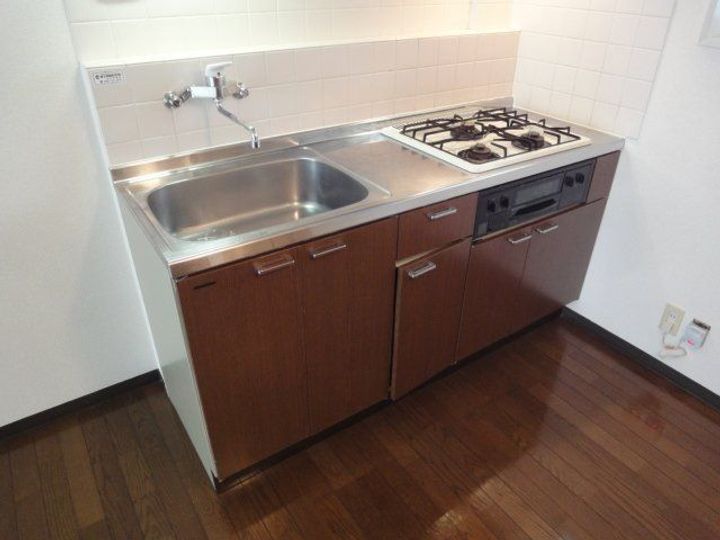 埼玉県春日部市南中曽根(アパート)の賃貸物件のキッチン