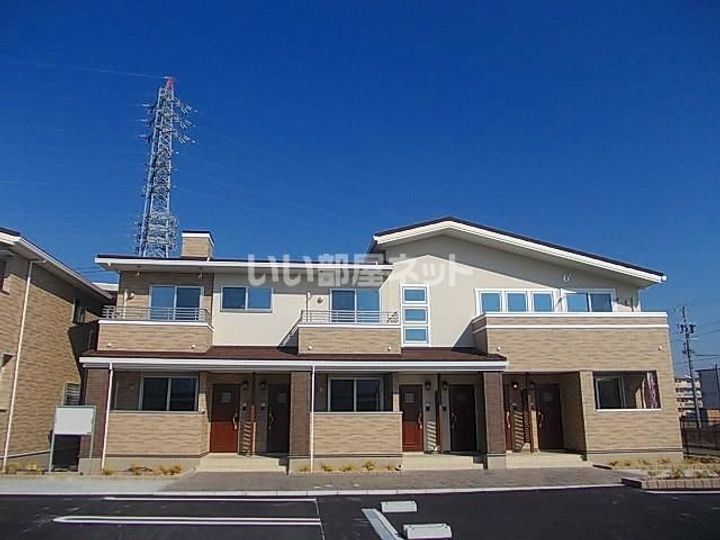 三重県鈴鹿市末広東(アパート)の賃貸物件の外観