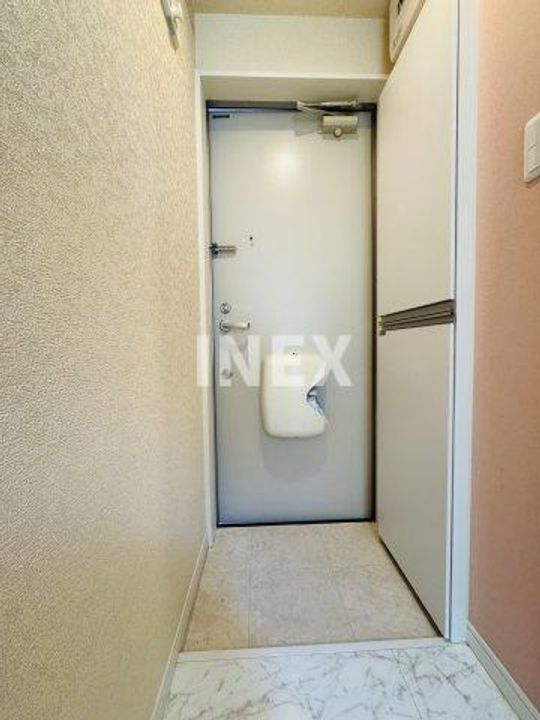 ユナイト上星川コントルノの玄関