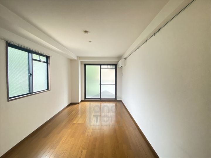 メゾンルミエールの居間