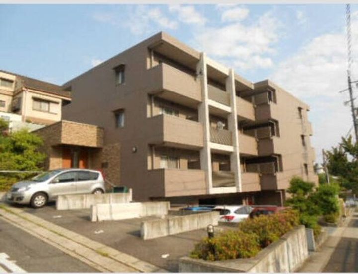 ジオステージ東山の外観