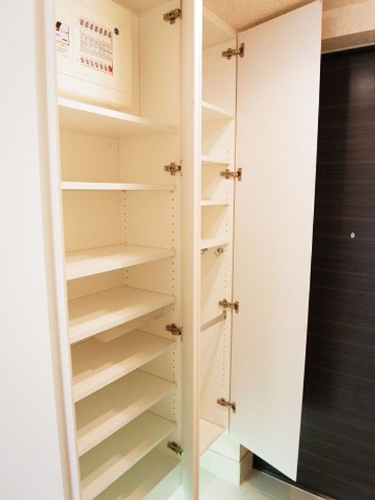 クレヴィア恵比寿の玄関