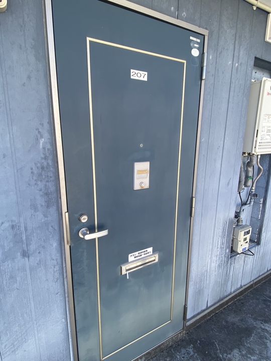 メイプルコート上長飯 Bの玄関
