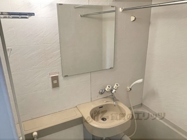 シティパレスあやめ池P7の内装