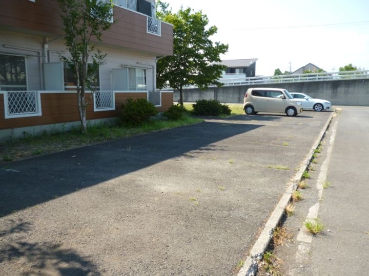 シャン・ロジィ A棟の地図