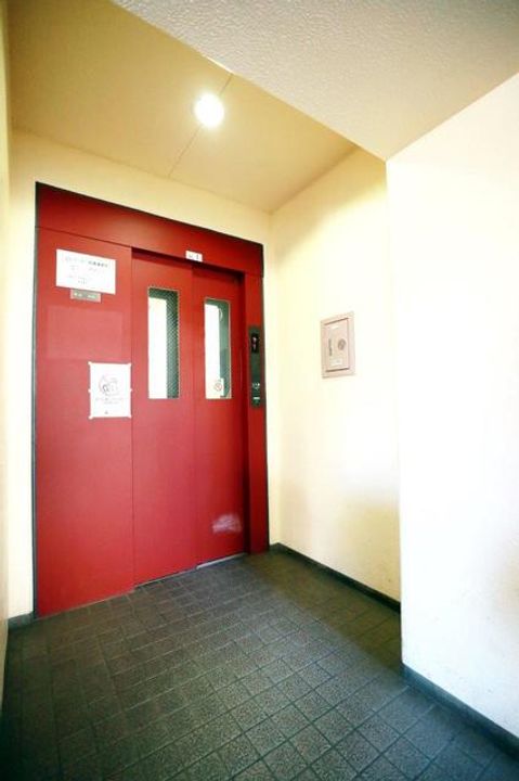 URアルビス鶴瀬の地図