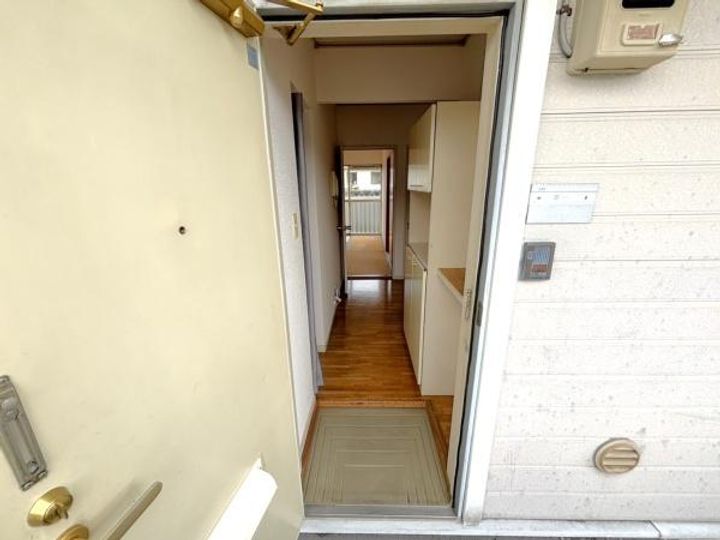 エステートピアライズ2の玄関