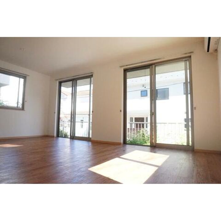 神奈川県藤沢市弥勒寺4(一戸建)の賃貸物件の居間