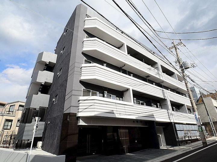 グランドコンシェルジュ練馬中村橋アジールコートの外観