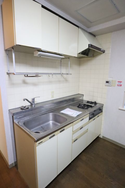 千葉県松戸市新松戸1(マンション)の賃貸物件のキッチン