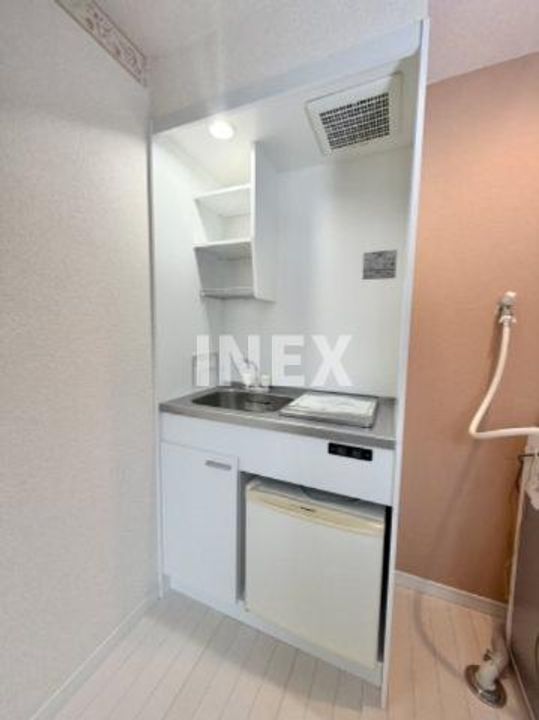 神奈川県横浜市中区西竹之丸(アパート)の賃貸物件のキッチン