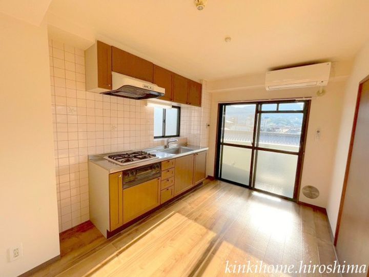 eminare祇園の居間