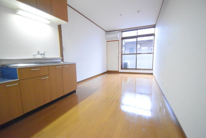 神奈川県川崎市中原区小杉陣屋町1(アパート)の賃貸物件の居間