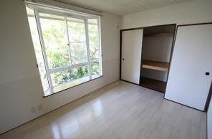 BRAND NEW(ブランニュー)の居間