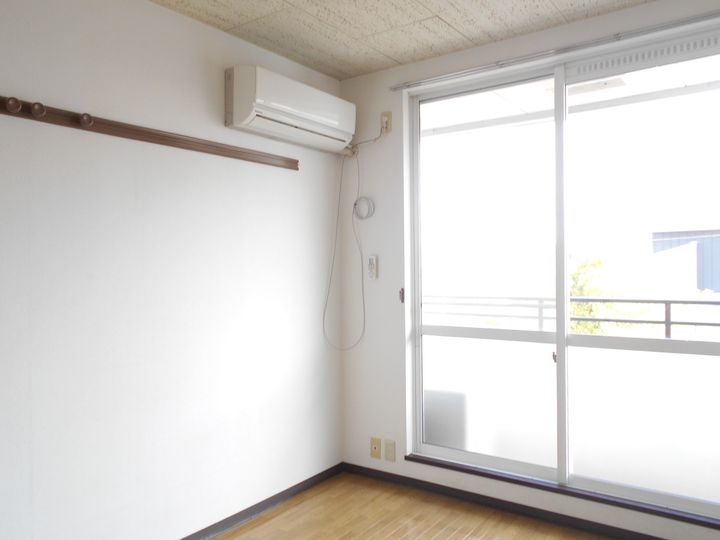 BRAND NEW(ブランニュー)の内装