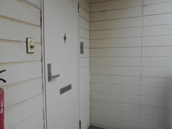 BRAND NEW(ブランニュー)の玄関