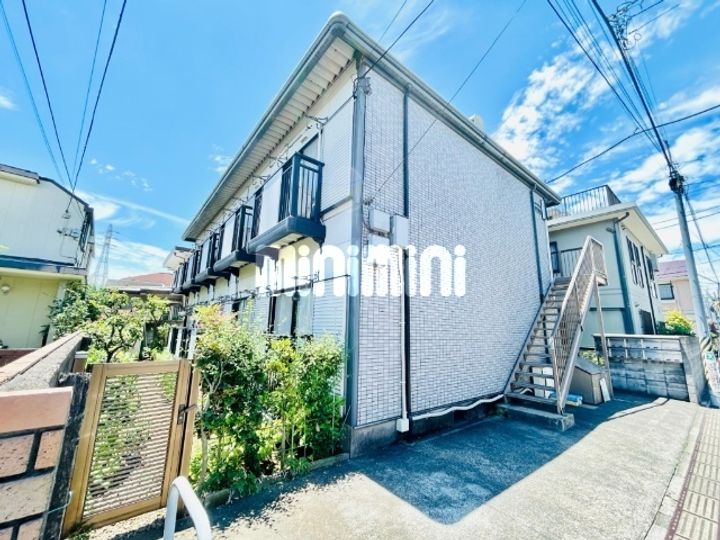 クレスト久我山の外観