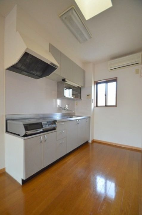 岡山県岡山市北区津島本町(マンション)の賃貸物件のキッチン