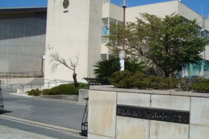 岡山県岡山市北区津島本町(マンション)の賃貸物件の周辺