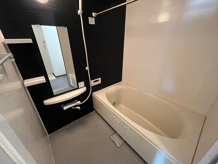 岡山県岡山市北区伊福町1の賃貸マンションの風呂