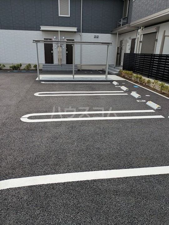 スリジェ元町の地図