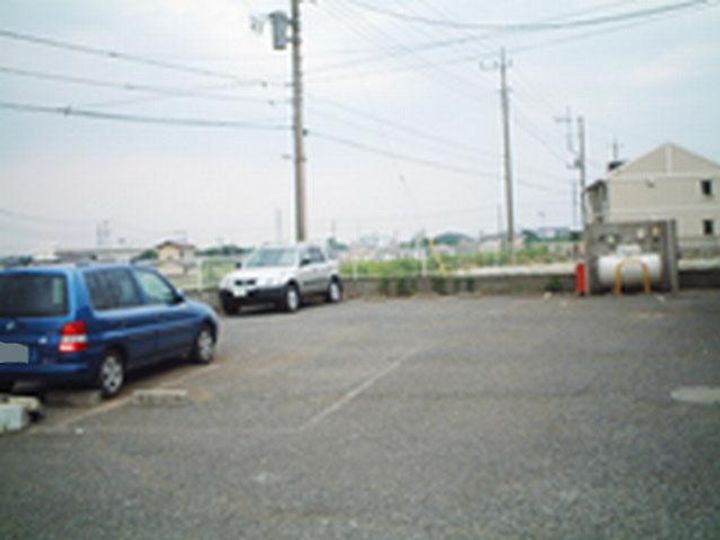 アドザックス・ラフィネB号棟の地図
