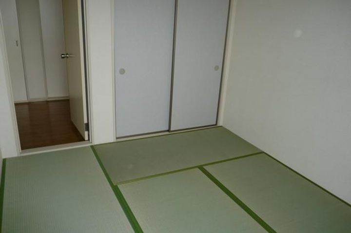 アドザックス・ラフィネB号棟の居間