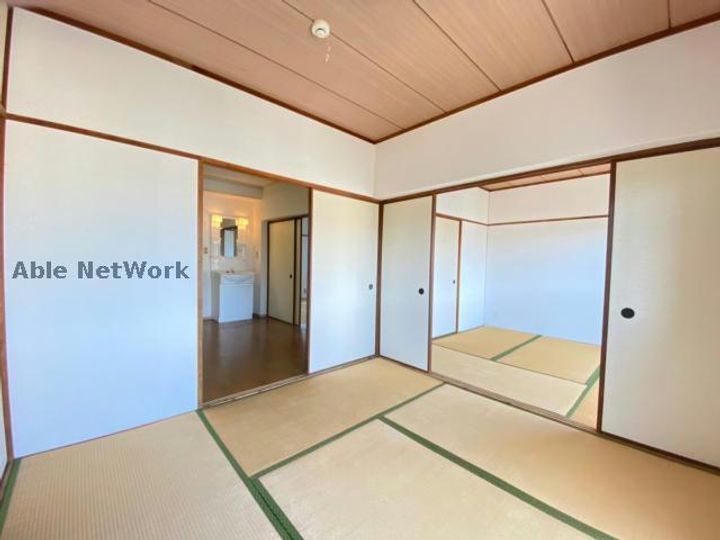 団四郎ハイツの居間