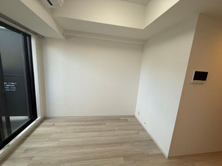 神奈川県横浜市神奈川区反町4(マンション)の賃貸物件の居間