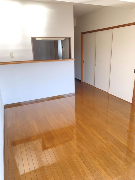 レジデンス内海の居間