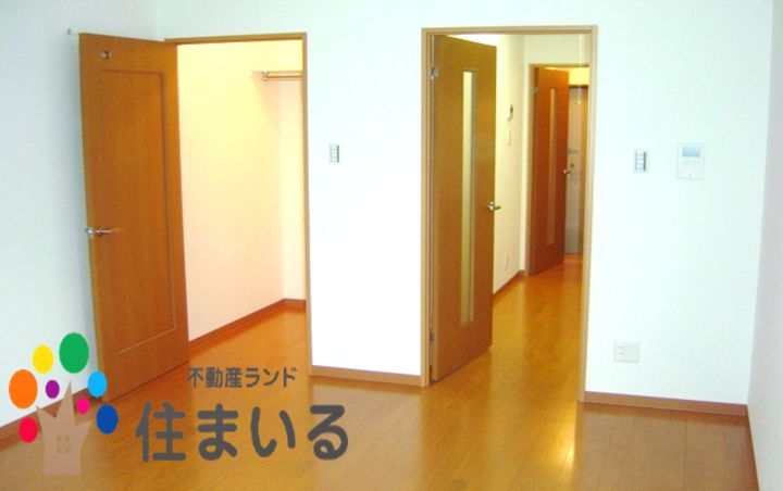 愛知県名古屋市緑区篠の風1(マンション)の賃貸物件の居間