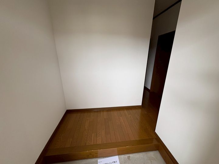 メゾン子安坂の玄関