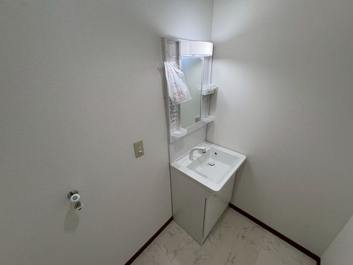 メゾン子安坂の内装