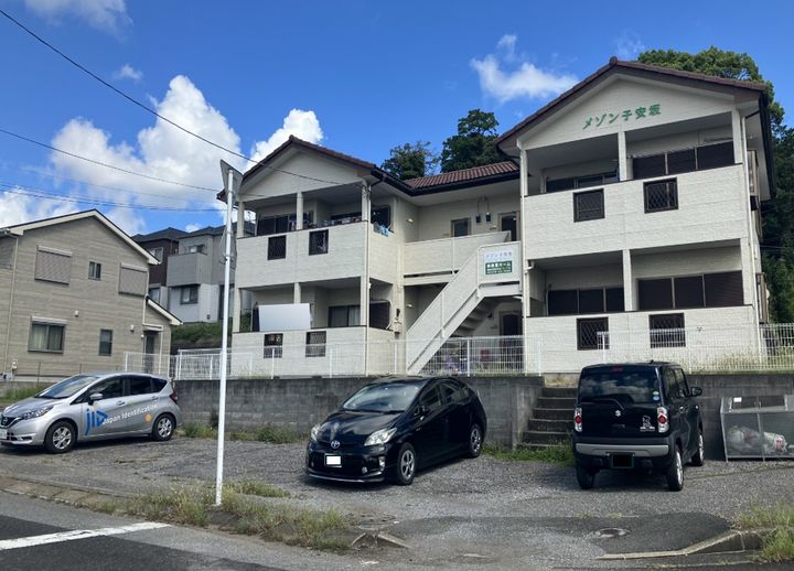 メゾン子安坂の外観