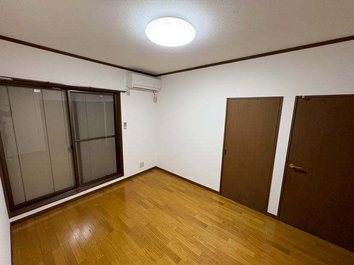 メゾン子安坂の居間