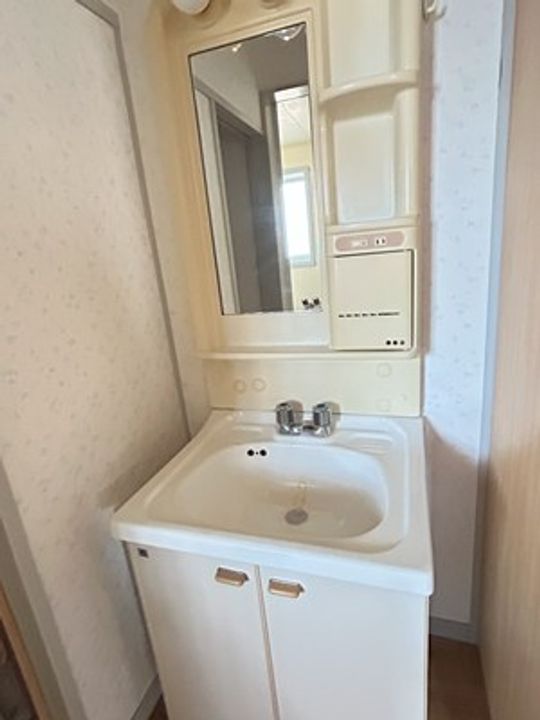 ハイツ向原B棟の内装