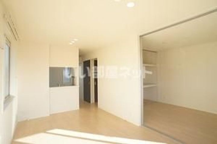 シャーメゾン赤坂の居間